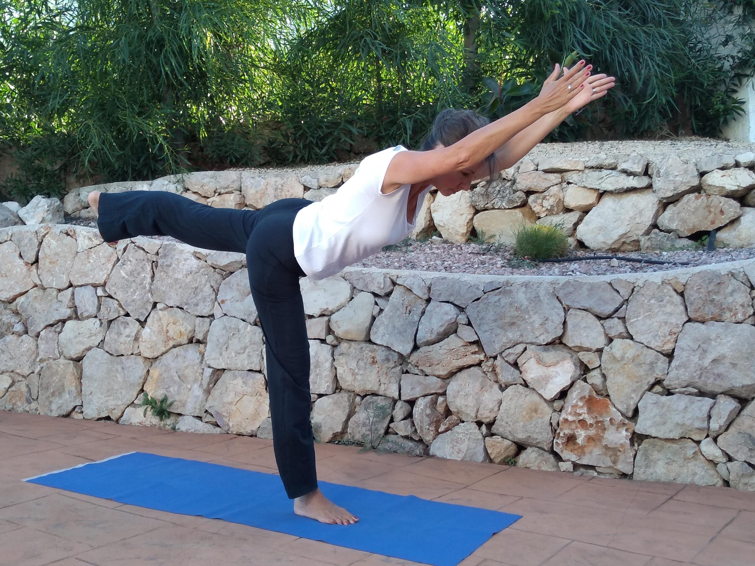 Virabhadrasana 3, Kraft, Ruhe und Balance